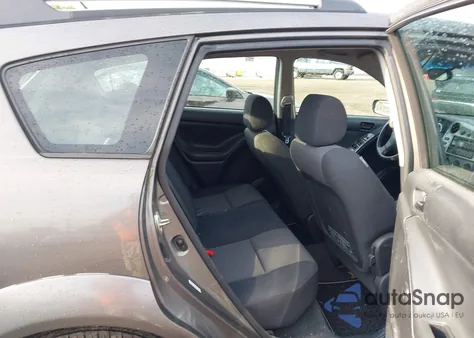 2008 Pontiac Vibe from USA, damaged, VIN 5Y2SL67858Z424456